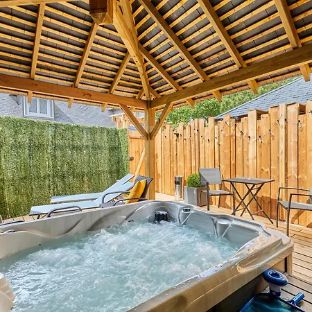 Domaine Du Gros Chene - Terrasses Avec Jacuzzis Privatifs Apartament *